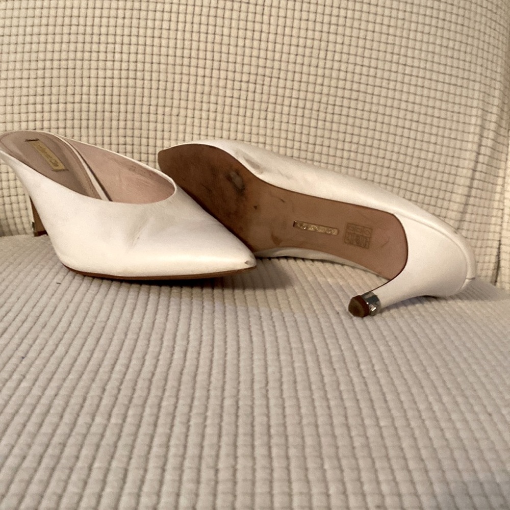 Off white Louise et Cie shoes